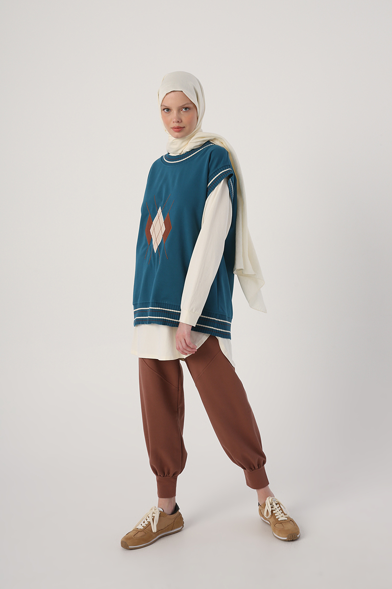 Baklava Appliqué Ribbed Sweater