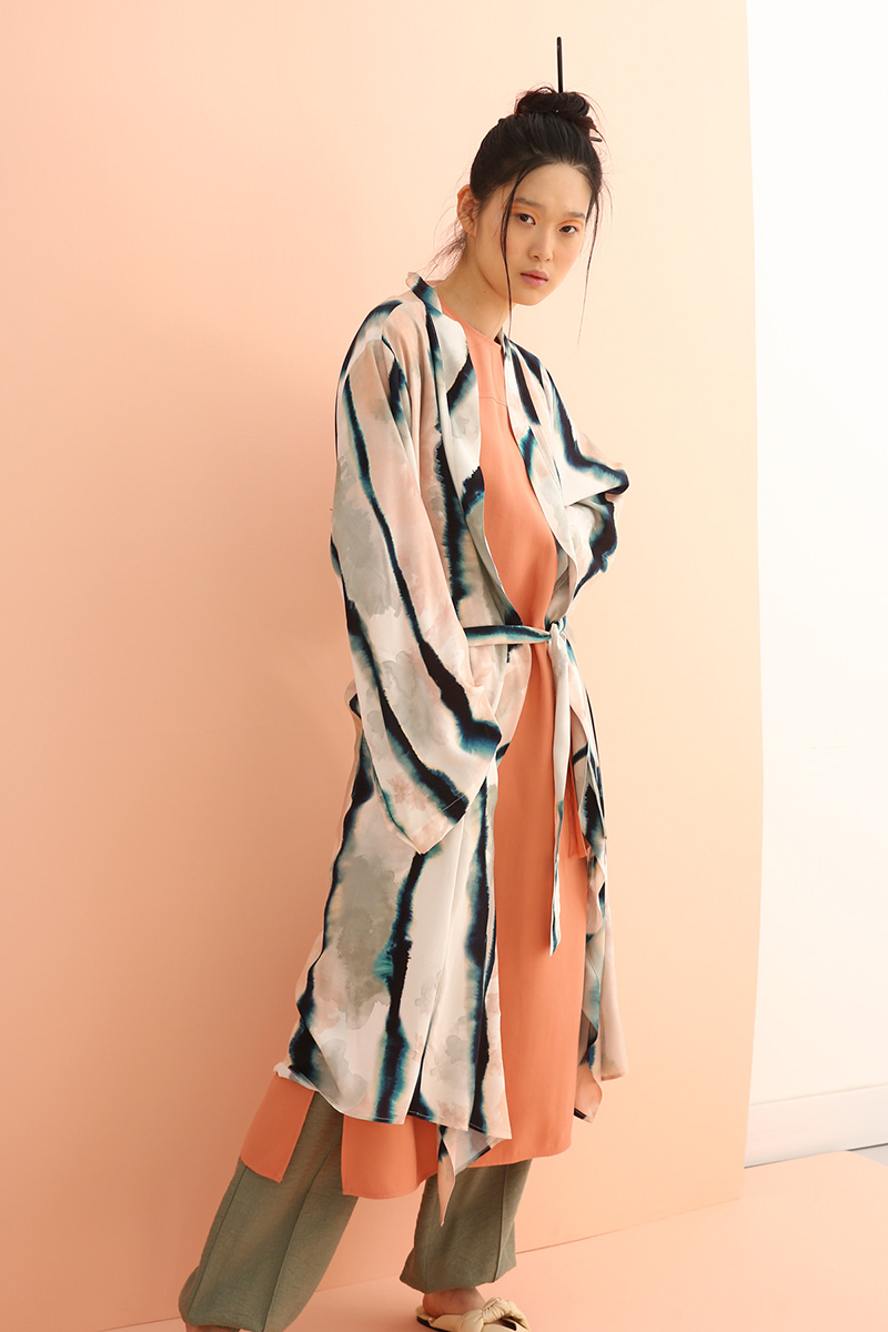 Cepli Kuşaklı Desenli Kimono